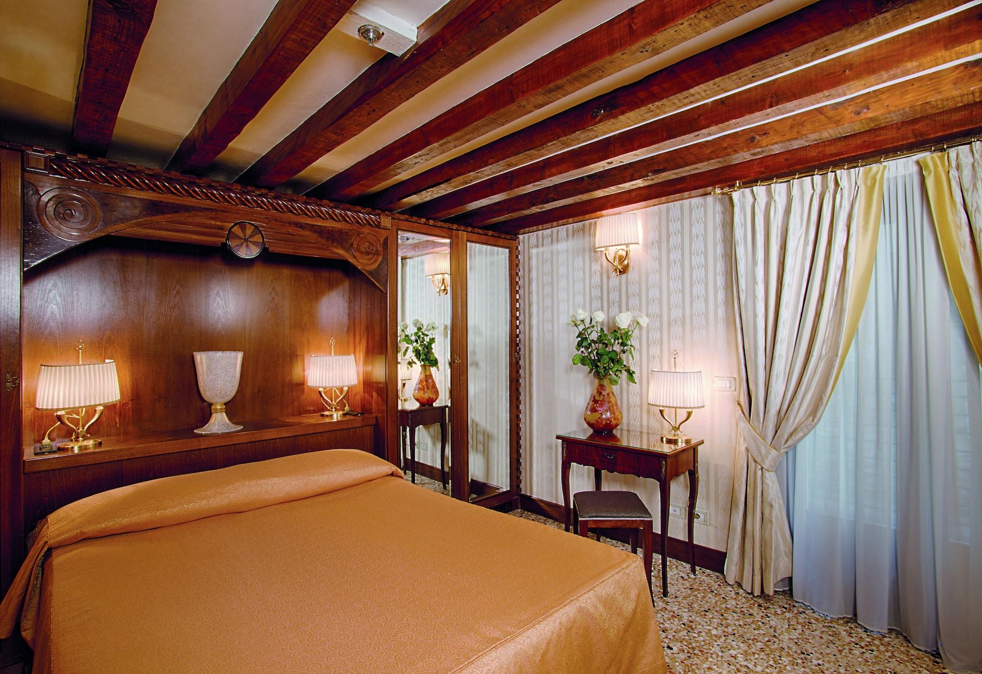 Hotel Palazzo Stern Veneza Exterior foto